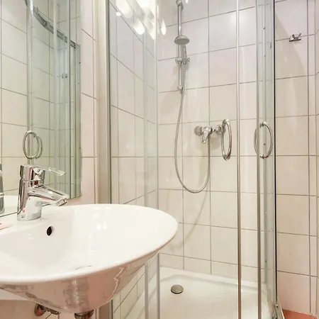 Hotell Am Sonnenhang Kassel